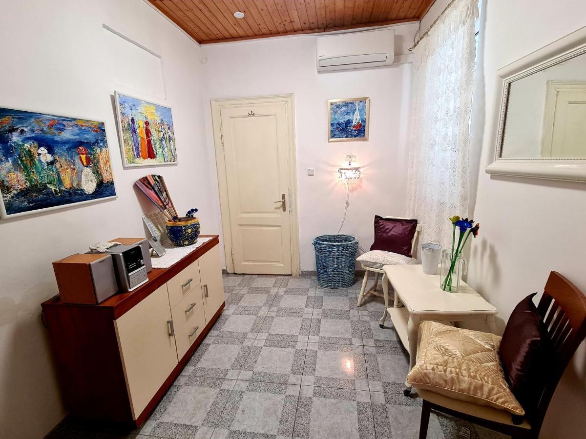 Yellow, Red & Blue Apartment Сплит Екстериор снимка